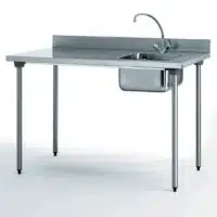 Table du chef avec robinet à dosseret avec bac à droite largeur 700 mm