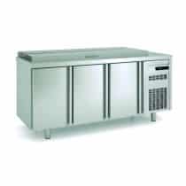Meuble de préparation, dessus inox avec couvercle, 3 portes pleines, 399 L, 21 bacs GN 1/6